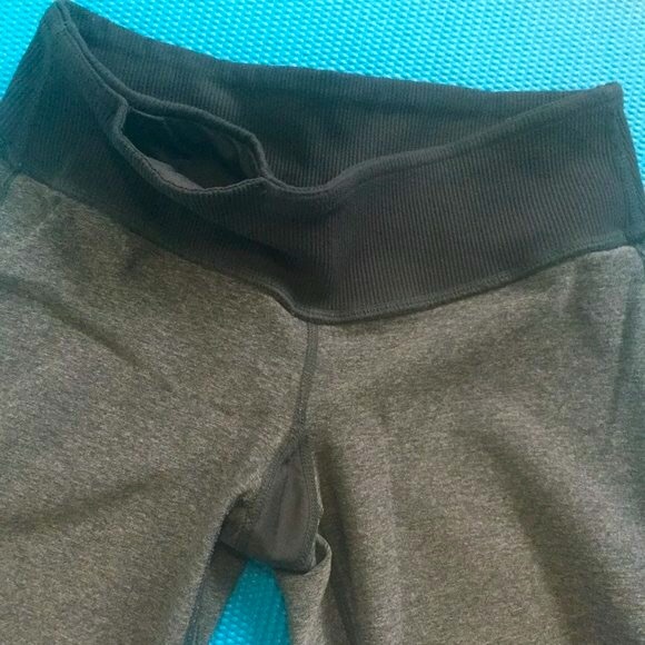 Lululemon Clam Digger II - Picture 3 of 7